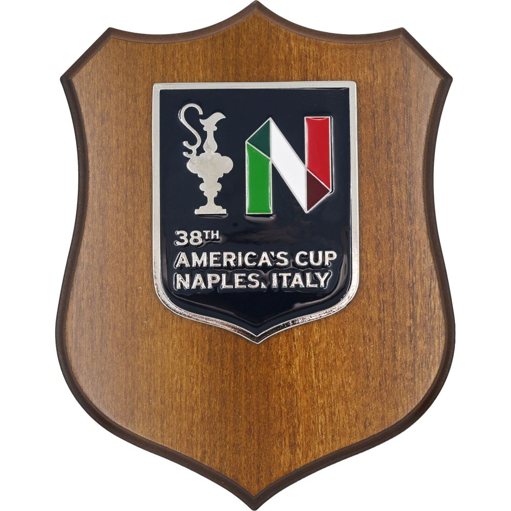 CREST AMERICA'S CUP 38 BASE IN LEGNO PIASTRA BLU NAVY COPPA E N TRICOLOR