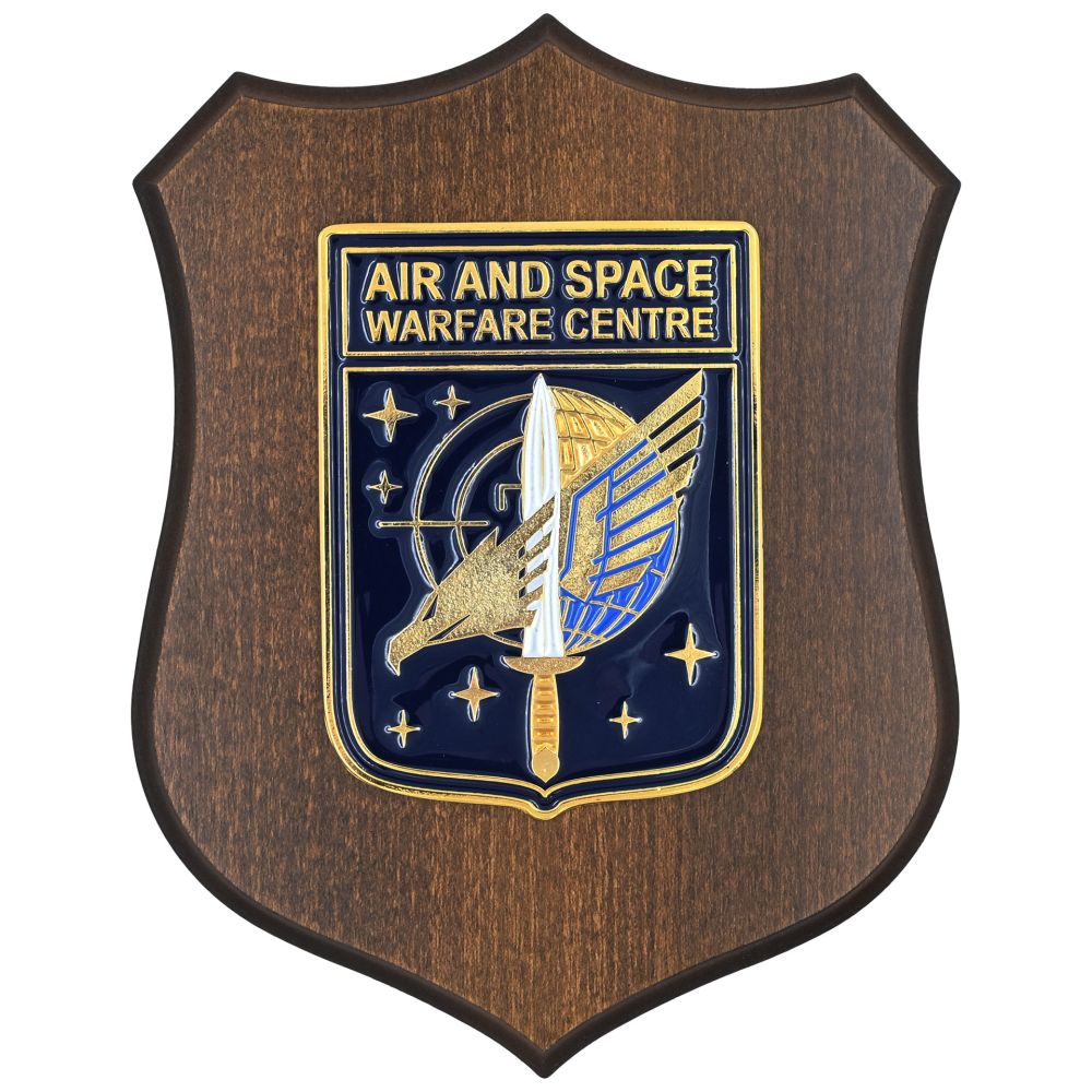 CREST IN METALLO SMALTATO BASE LEGNO 22,5X17,5CM AIR AND SPACE WARFARE CREST IN METALLO SMALTATO BASE LEGNO 22,5X17,5CM AIR AND SPACE WARFARE