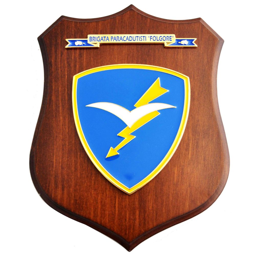 CREST IN METALLO SMALTATO FOLGORE E.I.