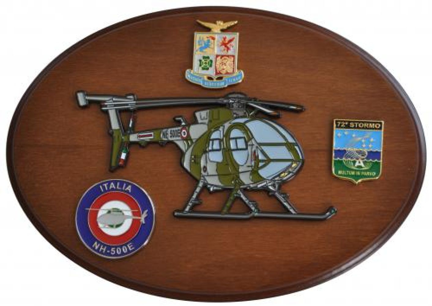 CREST IN METALLO SMALTATO A.M. AEREI NH 500E