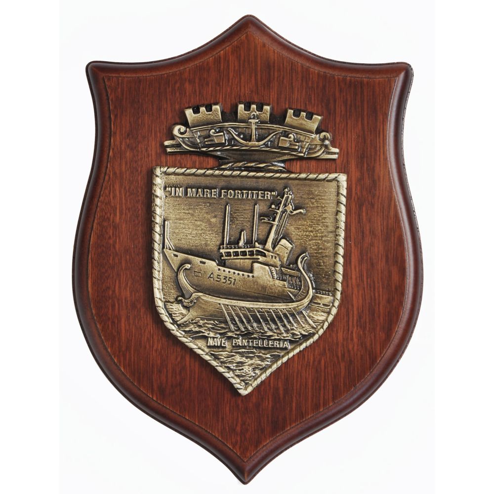 CREST IN METALLO M.M. NAVE PANTELLERIA