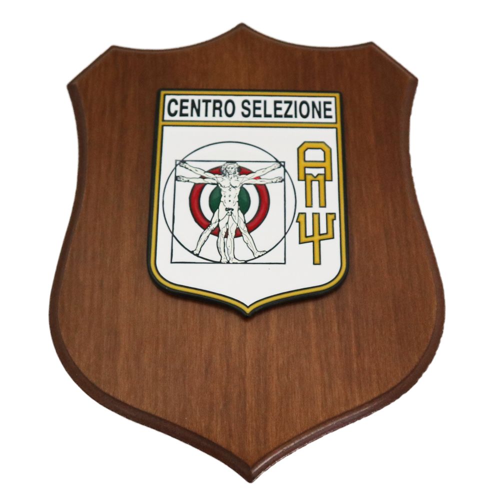 CREST IN METALLO SMALTATO BASE LEGNO 22,5X17,5CM CENTRO SELEZIONE