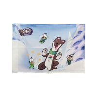 BANDIERA IN POLIESTERE 100X70CM SENZA ASTA MASCOT MILO E THE FLO FONDO