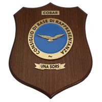 CREST IN METALLO SMALTATO BASE LEGNO 22,5X17,5CM COBAR AERONAUTICA MILITARE