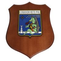 CREST IN METALLO SMALTATO BASE LEGNO 22,5X17,5CM COMANDO RETE POL AERONAUTICA MILITARE