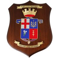 CREST IN METALLO SMALTATO BASE LEGNO 22,5X17,5CM 4 RGT A. PESCHIERA ESERCITO ITALIANO