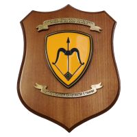 CREST IN METALLO SMALTATO BASE LEGNO 22,5X17,5CM COMANDO ARTIGLIERIA RGT ADDESTRATIVO ESERCITO ITALIANO