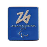 MAGNETE SMALTATO 40X36 MM PARALYMPIC EMBLEMA MONOCROMATICO FONDO AZZURRO